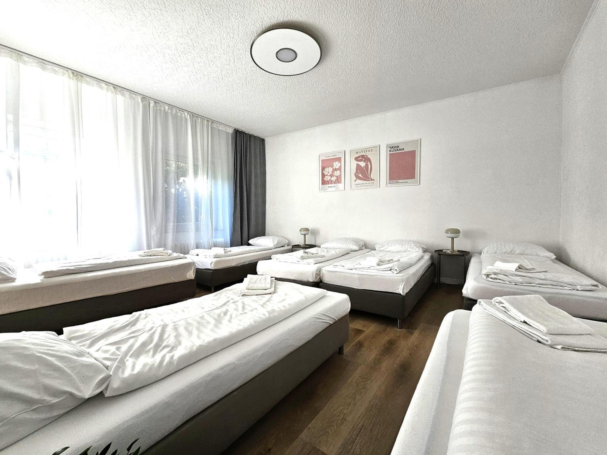 Spacious House Düsseldorf Zimmer foto